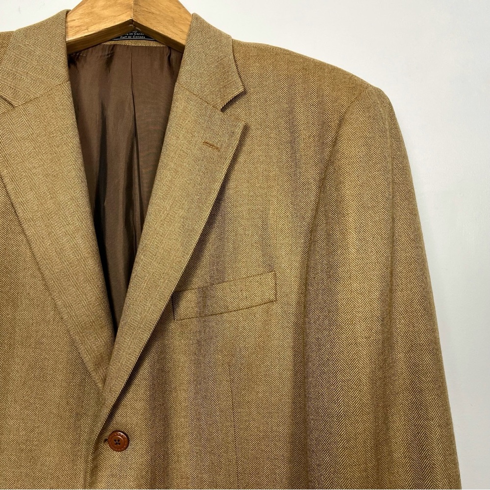 Arnold Brant Classic 100% Cashmere Tan Sport Coat Size 44R Canadian Made‎